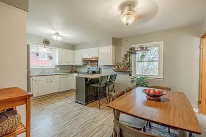 5104 Maher Avenue, Madison, WI 53716 - Photo 6