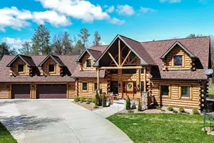 945 N Walden Way, Nekoosa, WI 54457 - Photo 2