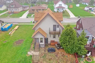 2216 Monroe St, New Holstein, WI 53061 - Photo 10