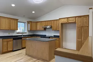 2880 Crinkle Root Dr, Fitchburg, WI 53711 - Photo 6