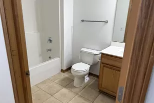 2880 Crinkle Root Dr, Fitchburg, WI 53711 - Photo 8