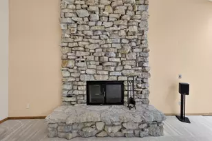 5 Wood Crest Ct, Madison, WI 53705 - Photo 4