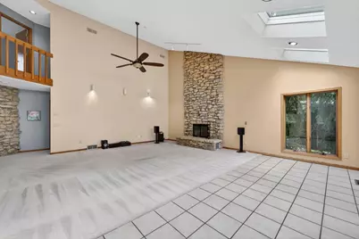 5 Wood Crest Court, Madison, WI 53705 - Photo 4