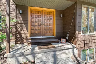 5 Wood Crest Ct, Madison, WI 53705 - Photo 8