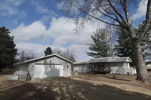 W1002 Laurie Ln, Montello, WI 53949 - Photo 26
