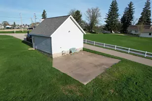 126 Bunker Hill St, Potosi,  53820 - Photo 6