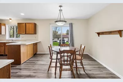 304 Hartford Cove, Waunakee, WI 53597 - Photo 14