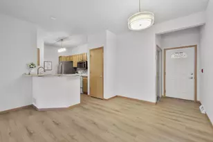 3154 Dorchester Way, Madison, WI 53719 - Photo 4