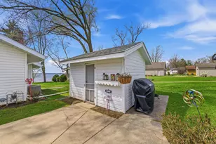 W3403 Orchard Ave, Green Lake, WI 54941 - Photo 10