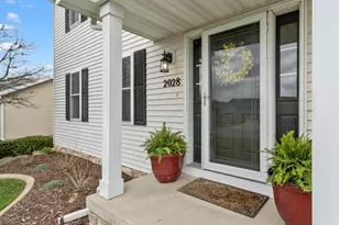 2028 Sandhill Dr, Prairie Du Sac, WI 53578 - Photo 2