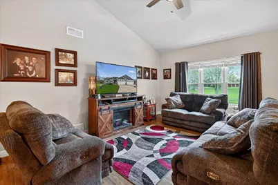 4555 Golf Drive, Windsor, WI 53598 - Photo 10
