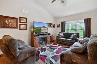 4555 Golf Dr, Windsor, WI 53598 - Photo 10