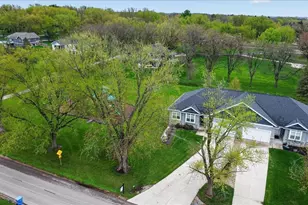 4555 Golf Dr, Windsor, WI 53598 - Photo 34