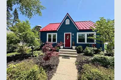 210 Academy Street, Fox Lake, WI 53933 - Photo 4