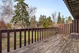 2626 Crosscreek Dr, Sheboygan, WI 53081 - Photo 14