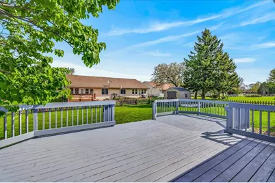 618 Robin Drive, Sun Prairie, WI 53590 - Photo 6