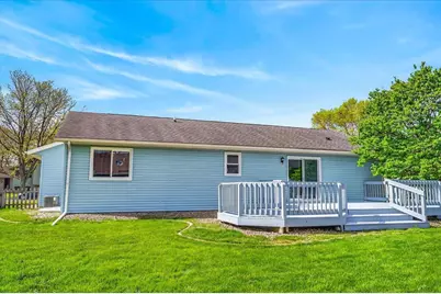 618 Robin Drive, Sun Prairie, WI 53590 - Photo 2