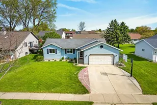 618 Robin Dr, Sun Prairie, WI 53590 - Photo 58