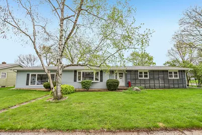 4614 Hamlet Place, Madison, WI 53714 - Photo 2