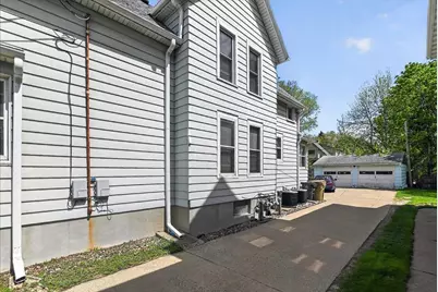 1913 E Washington Avenue, Madison, WI 53704 - Photo 18