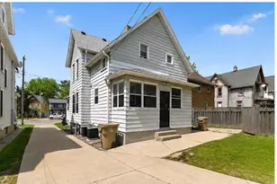 1913 E Washington Ave, Madison, WI 53704 - Photo 4