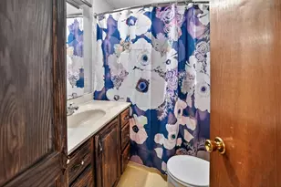 1913 E Washington Ave, Madison, WI 53704 - Photo 14