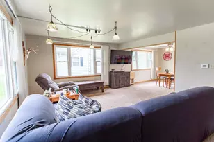 405 Oak St, Blanchardville, WI 53516 - Photo 8