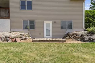 13072 W Woodworth Dr, Janesville, WI 53536 - Photo 6