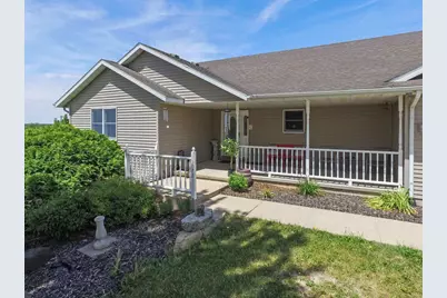 13072 W Woodworth Drive, Janesville, WI 53536 - Photo 2