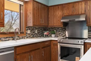 1401 E Garfield St, Mount Horeb, WI 53572 - Photo 18