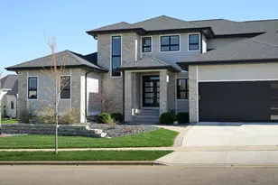 4917 Breakers Rock Rd, Middleton, WI 53597 - Photo 2