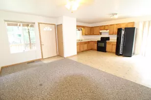 N3928 Oak Ridge Dr, Montello, WI 53949 - Photo 4