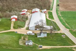 E9450 B Rd, Sauk City, WI 53583 - Photo 10