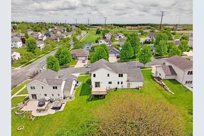 705 Stonefield Way, Mount Horeb, WI 53572 - Photo 10