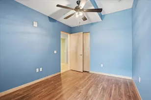 309 W Washington Ave, Madison, WI 53703 - Photo 14