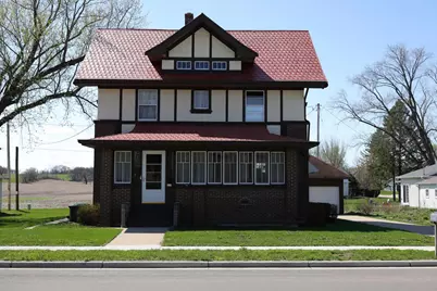 617 E Lake Avenue, Monticello, WI 53570 - Photo 2