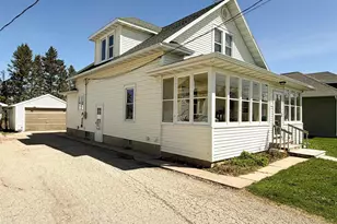 1238 Dodgeville St, Highland, WI 53543 - Photo 2