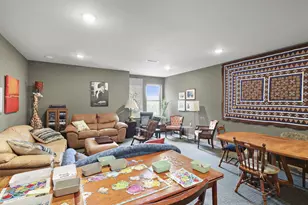 107 Sutherland Ct, Madison, WI 53704 - Photo 28
