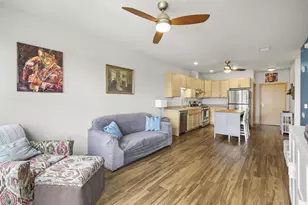 107 Sutherland Ct, Madison, WI 53704 - Photo 4