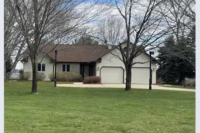 W5092 N Osprey Drive, New Lisbon, WI 53950 - Photo 2