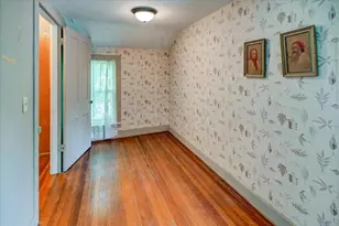 247 Monroe St, Spring Green, WI 53588 - Photo 6