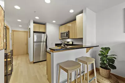 333 Mifflin Street #2090, Madison, WI 53703 - Photo 6