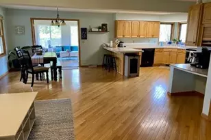 1290 Union St, Platteville,  53818 - Photo 4