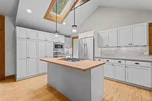 3400 Tally Ho Ln, Madison, WI 53705 - Photo 8