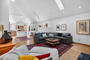 14 N Allen St, Madison, WI 53726 - Photo 6