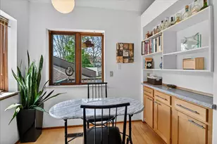 14 N Allen St, Madison, WI 53726 - Photo 12
