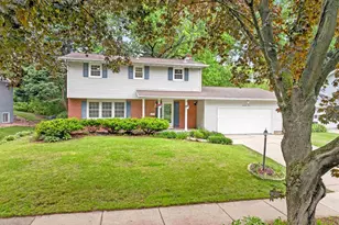 1710 Wicklow Way, Madison, WI 53711 - Photo 2