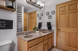 2012 Cherokee Dr, Prairie Du Sac, WI 53578 - Photo 34