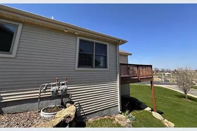 1802 Fjord Pass, Mount Horeb, WI 53572 - Photo 8