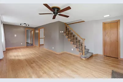 325 Chicago Street, Stoughton, WI 53589 - Photo 18